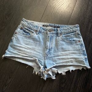Volcolm brand jeans short shorts
